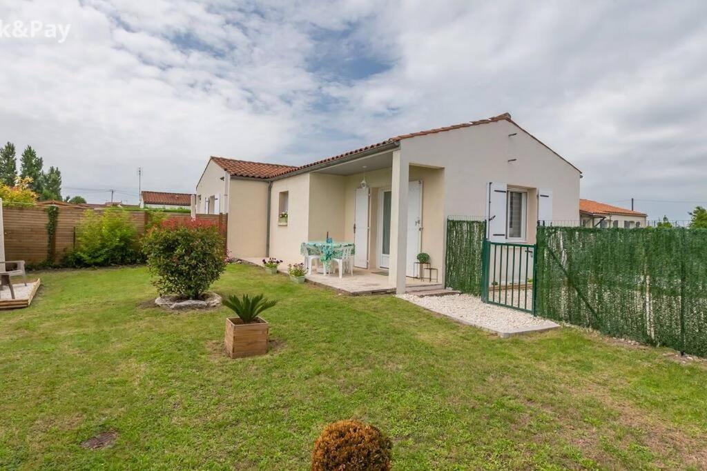 Maison Coquelicots - 4 Personnes - Jardin Mornac-sur-Seudre المظهر الخارجي الصورة